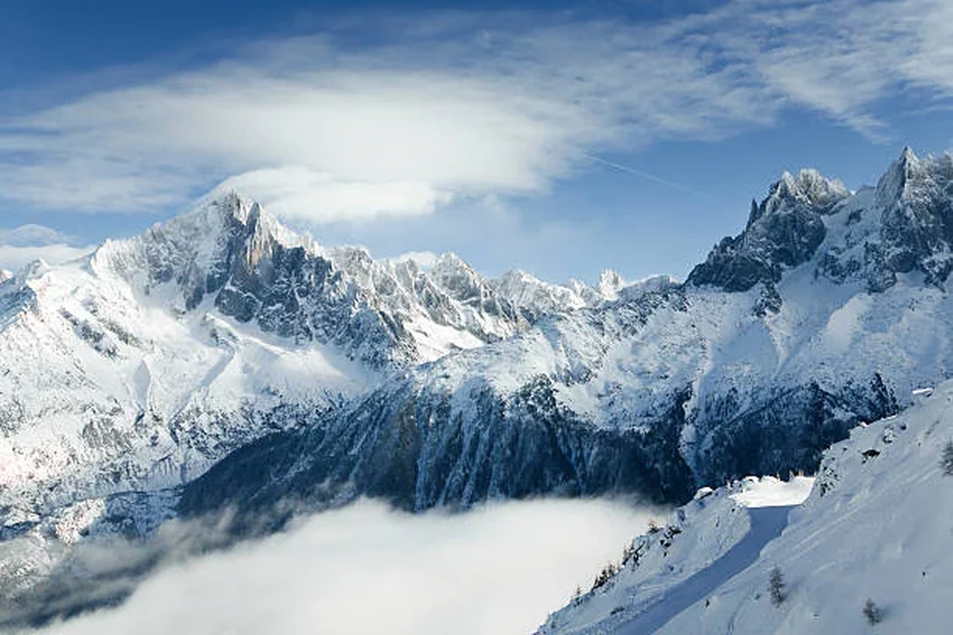 澳洲幸运十推荐采尔马特马特洪峰雪景